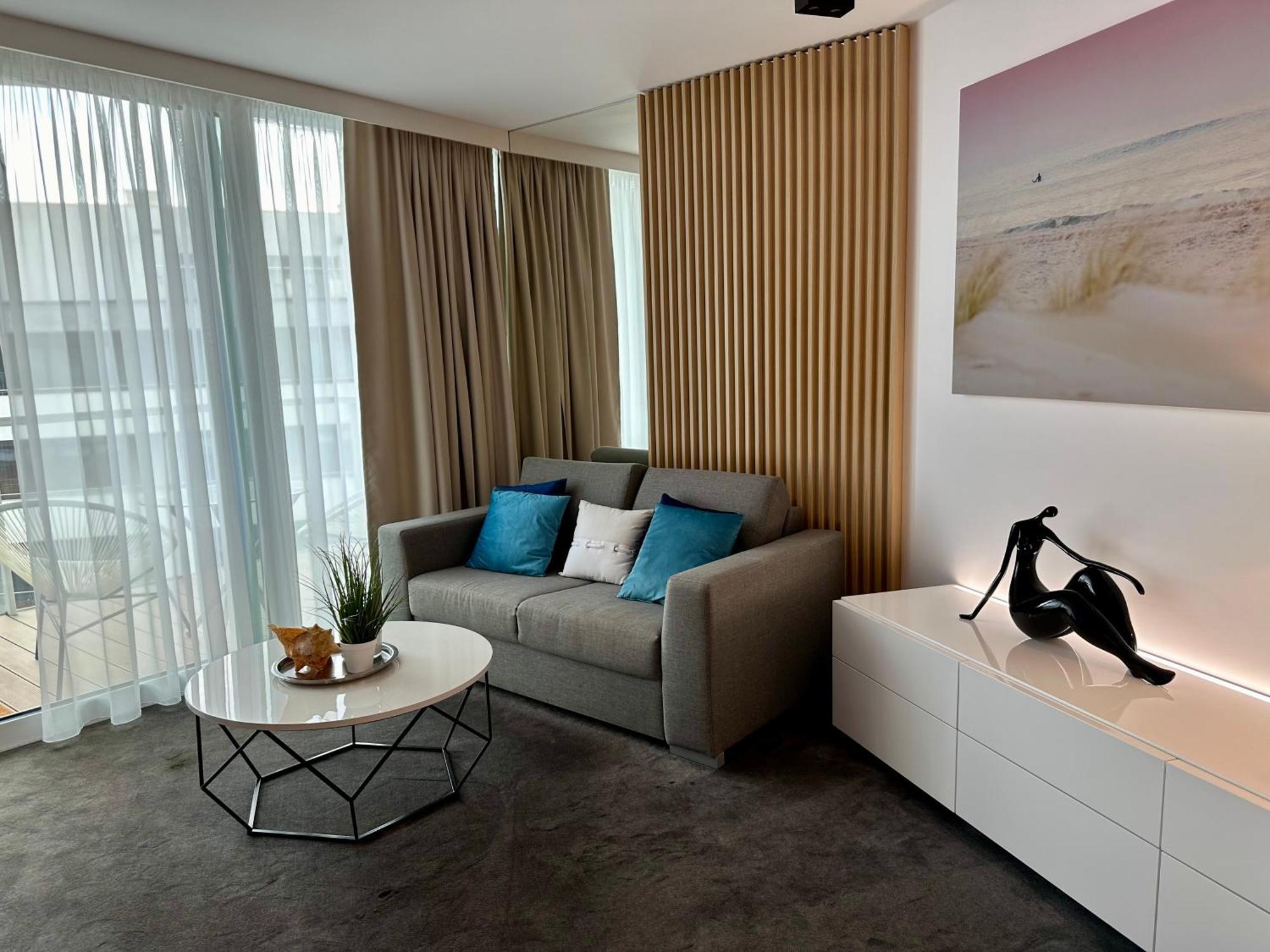 Seaside Luxury Apartment
